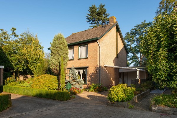Renatusdonk 7, Roosendaal